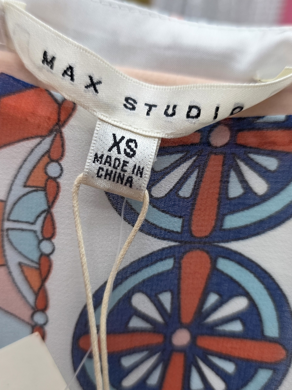 Max Studio Sleeveless V-Neck Mosaic Print Dress NWT XS - Picture 6 of 8